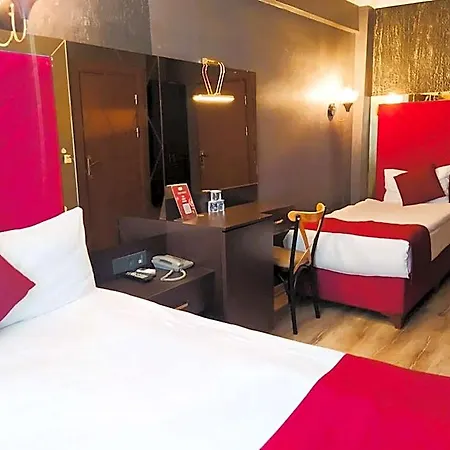 Hotel On Historical Peninsula K Aya R Oyal 3*