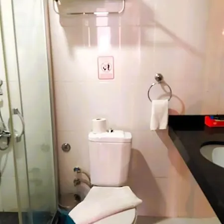 Hotel On Historical Peninsula K Aya R Oyal